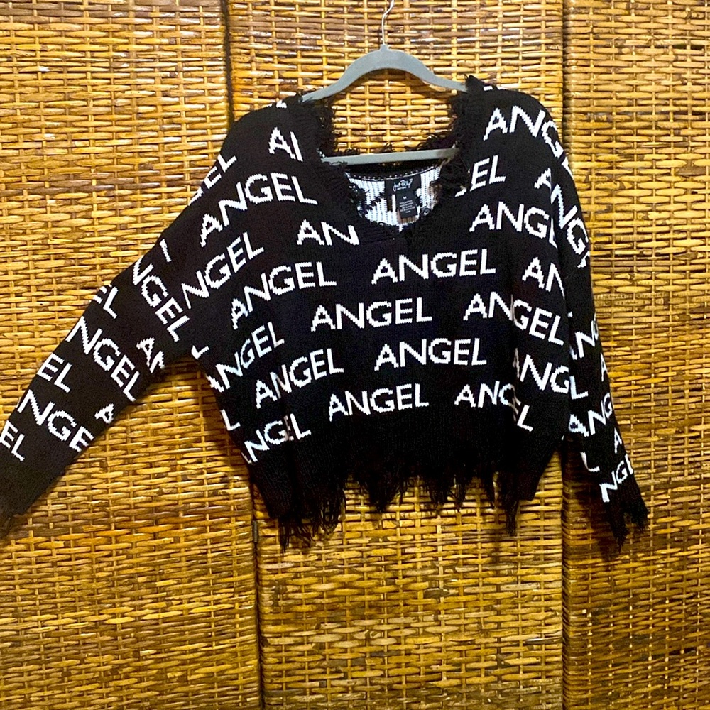 EUC Just Polly New York Black, white angel, distressed edges cropped Sweater M